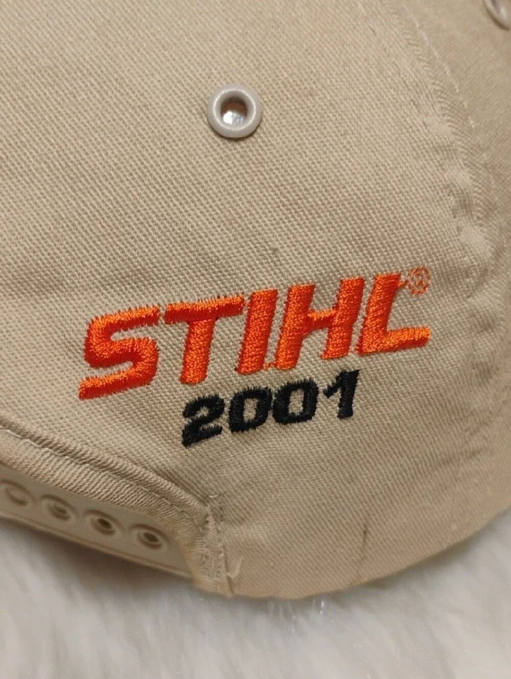 (C-75) STIHL 2001 Vintage Men's Beige Eagle Embroidered Cap
